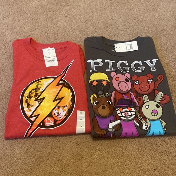 Marvel Flash and Roblox Piggy boys T-shirts set of 2 NWT - Picture 2 of 2